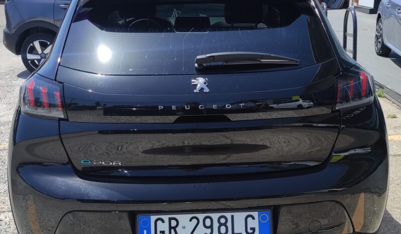 Peugeot E-208 pieno