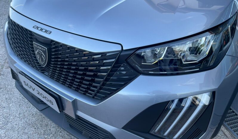 Peugeot 2008 PureTech pieno