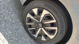 Peugeot 208 PureTech pieno