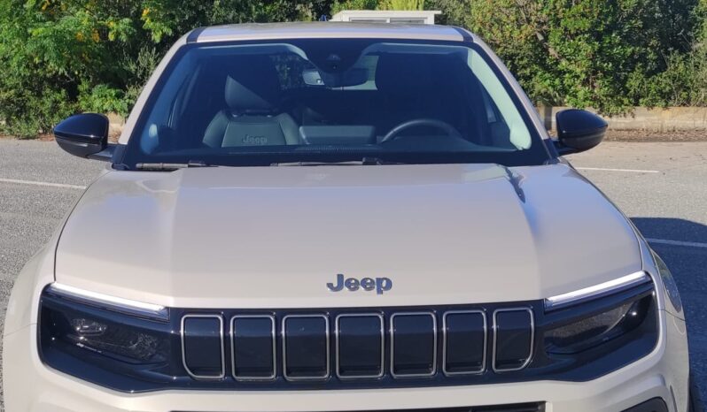 Jeep Avenger Summit pieno