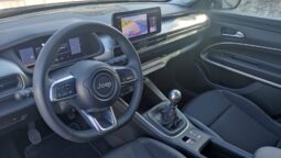 Jeep Avenger Summit pieno