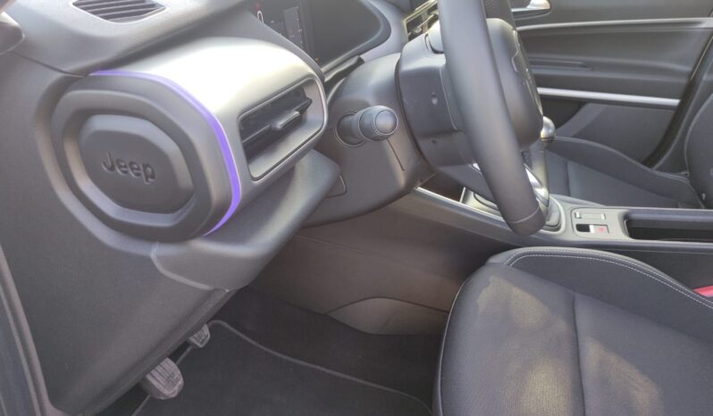 Jeep Avenger Summit pieno
