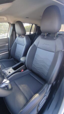 Jeep Avenger Summit pieno