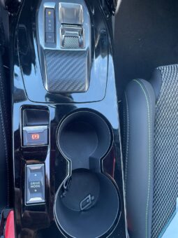 Peugeot 208 Hybrid GT 110 pieno