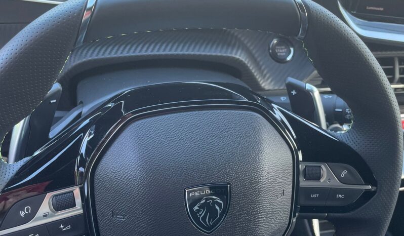 Peugeot 208 Hybrid GT 110 pieno
