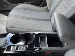 Peugeot 2008 1.2 Hybrid Allure pieno