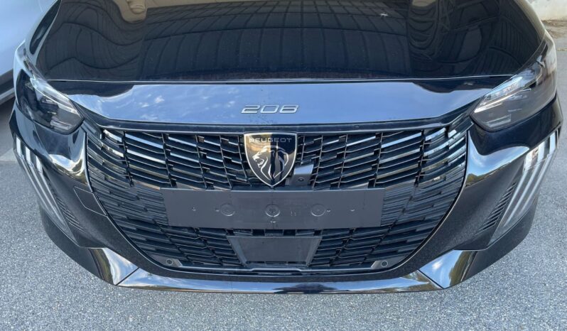 Peugeot 208 Hybrid GT 110 pieno