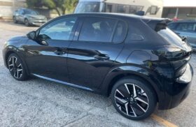 Peugeot 208 Hybrid GT 110