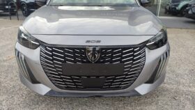 Peugeot 208 Hybrid GT 145