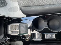 Peugeot 2008 1.2 Hybrid Allure pieno