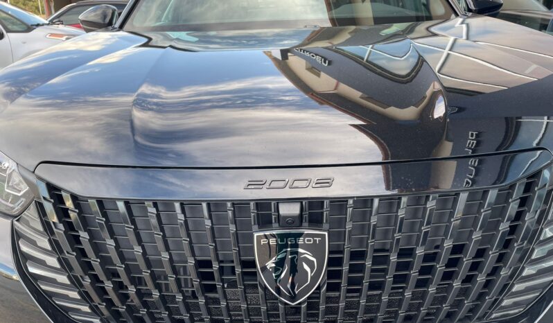 Peugeot 2008 1.2 Hybrid Allure pieno