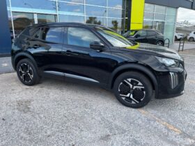 Peugeot 2008 1.2 Hybrid Allure