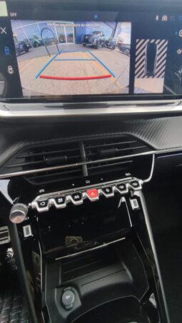 Peugeot 208 Hybrid GT 145 pieno