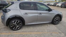 Peugeot 208 Hybrid GT 145