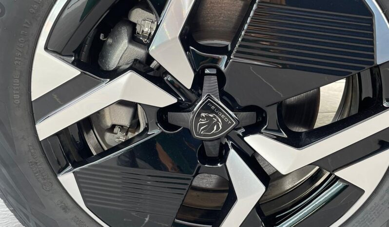 Peugeot 2008 1.2 Hybrid Allure pieno