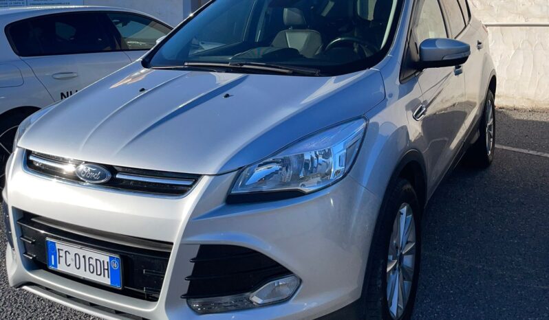 Ford Kuga TDCi pieno