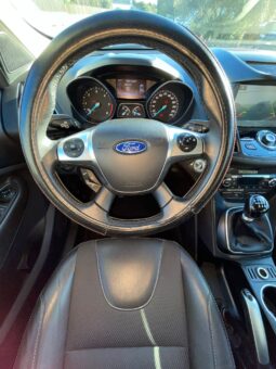 Ford Kuga TDCi pieno