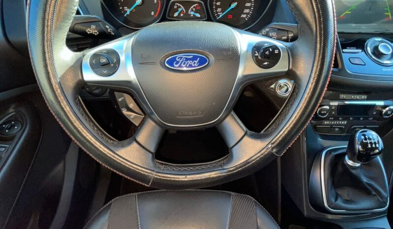 Ford Kuga TDCi pieno