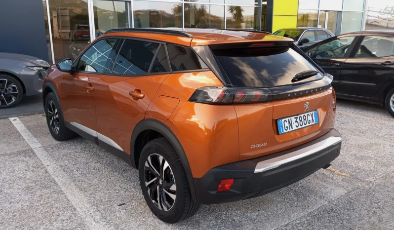 Peugeot 2008 1.2 pieno