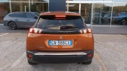 Peugeot 2008 1.2 pieno