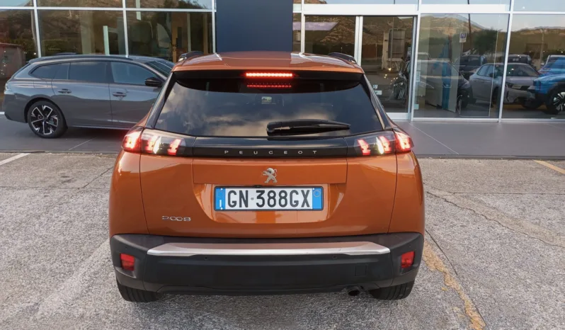 Peugeot 2008 1.2 pieno