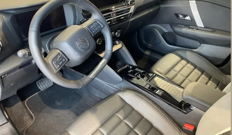 Citroën C4 Hybrid 136 e-DCS6 MAX pieno