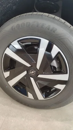 Opel Mokka Hybrid pieno