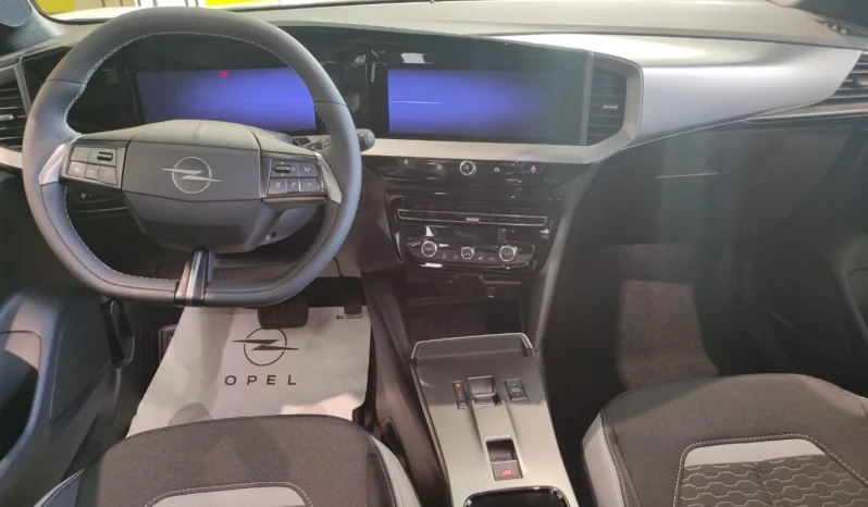 Opel Mokka Hybrid pieno