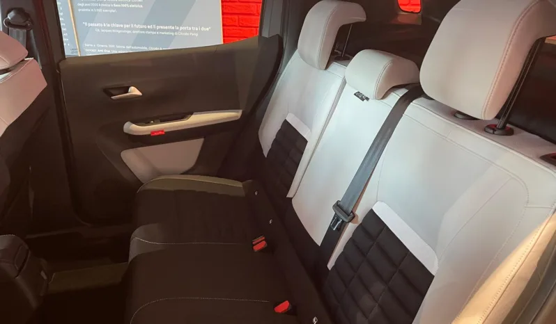 Citroen C3 Aircross Hybrid pieno