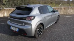 Peugeot 208 Allure pieno