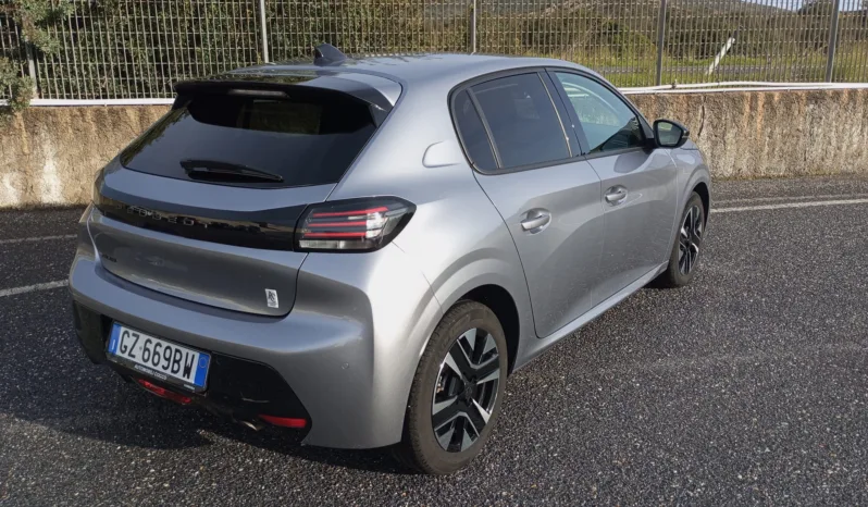 Peugeot 208 Allure pieno