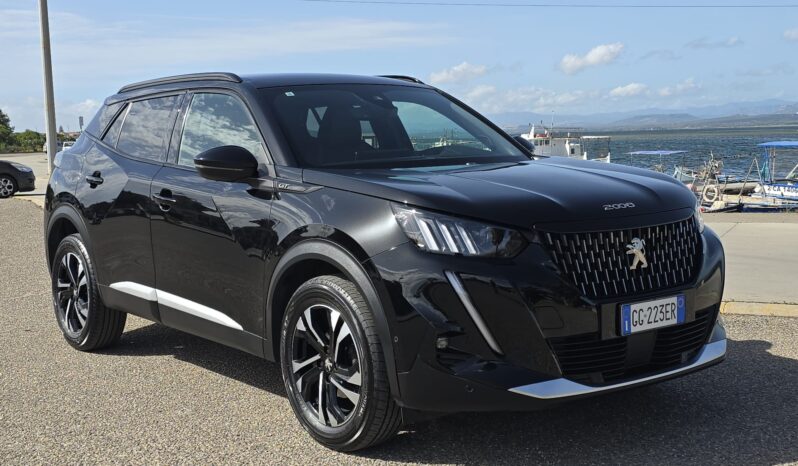Peugeot 2008 PureTech 1.2 pieno