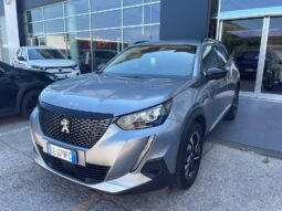 Peugeot 2008 PureTech 100 CV Allure